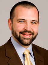 headshot of Manuel Ferreira, MD
