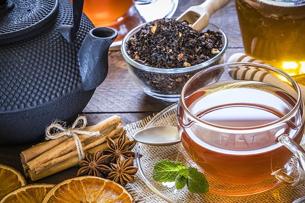 The differences between infusions and herbal teas, and how to