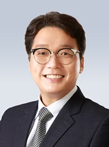 headshot of Su Chin Heo, PhD