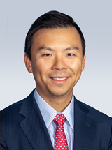 headshot of Sean Li, MD