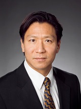 headshot of Ron Yks Suzuki, MD